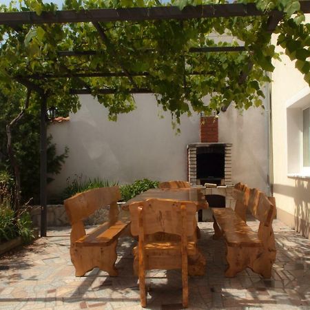 Holiday Home Domi Novi Vinodolski Luaran gambar