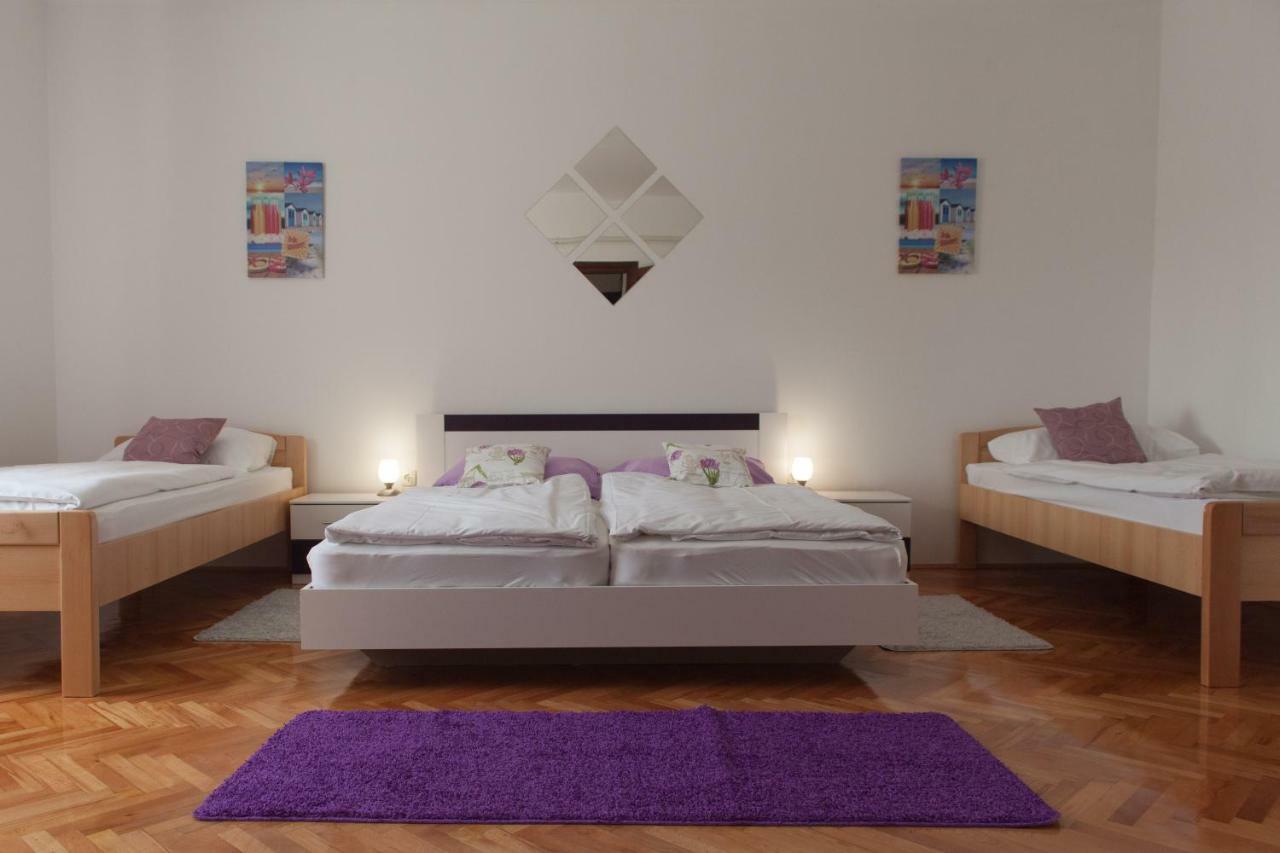 Holiday Home Domi Novi Vinodolski Luaran gambar
